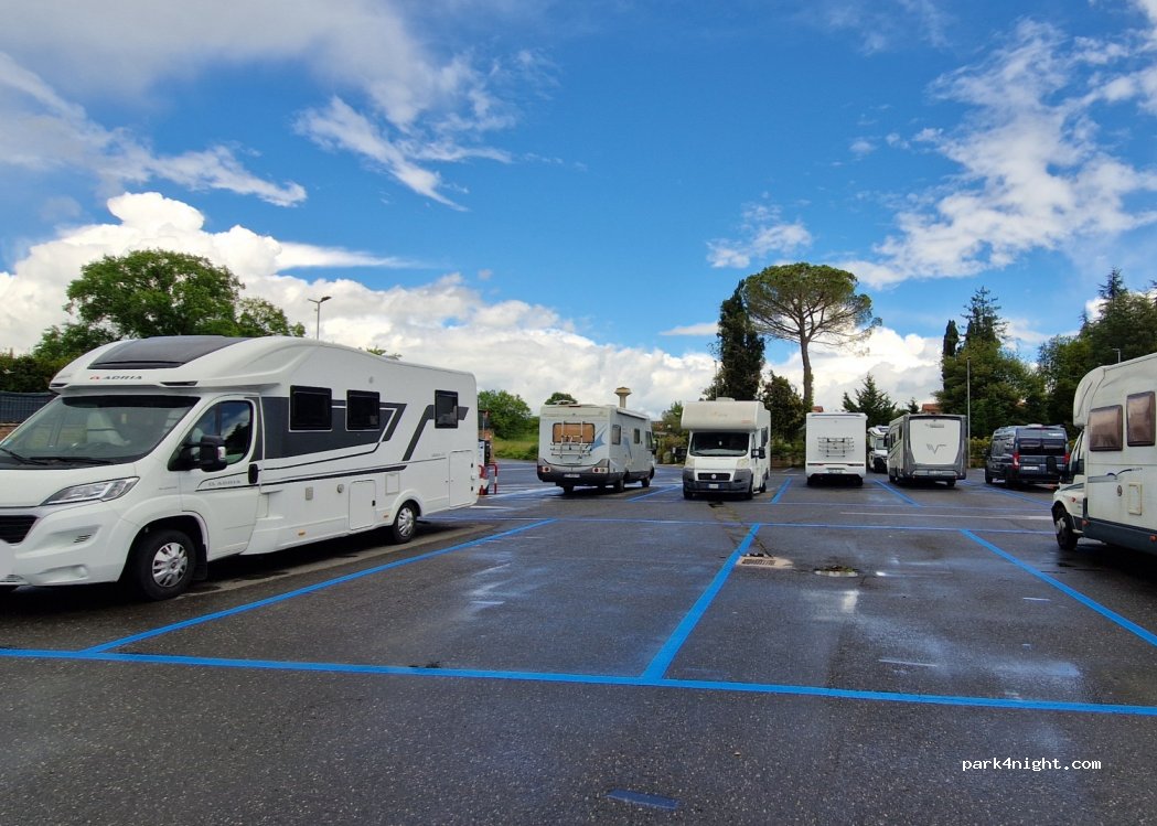 (58017) Pitigliano - 7 Piazza Pietro Nenni — foto 4
