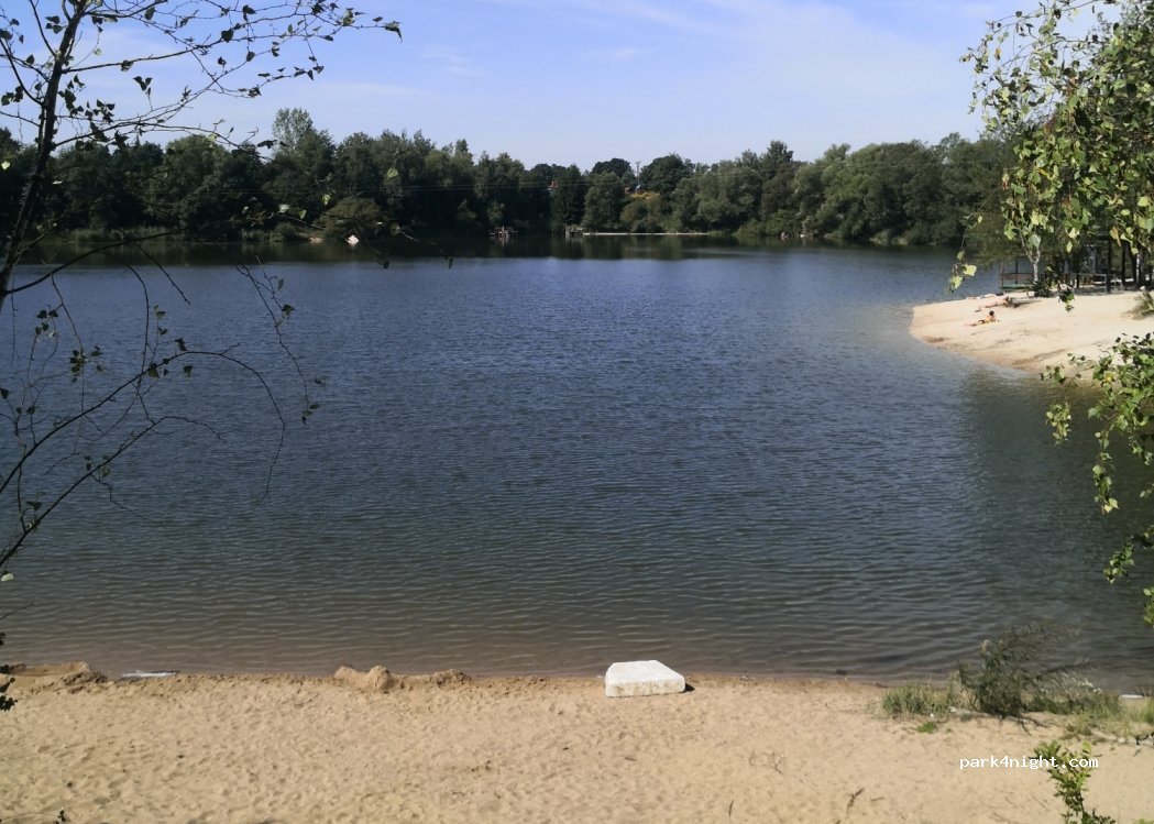 (59-600) Rakowice Małe - — foto