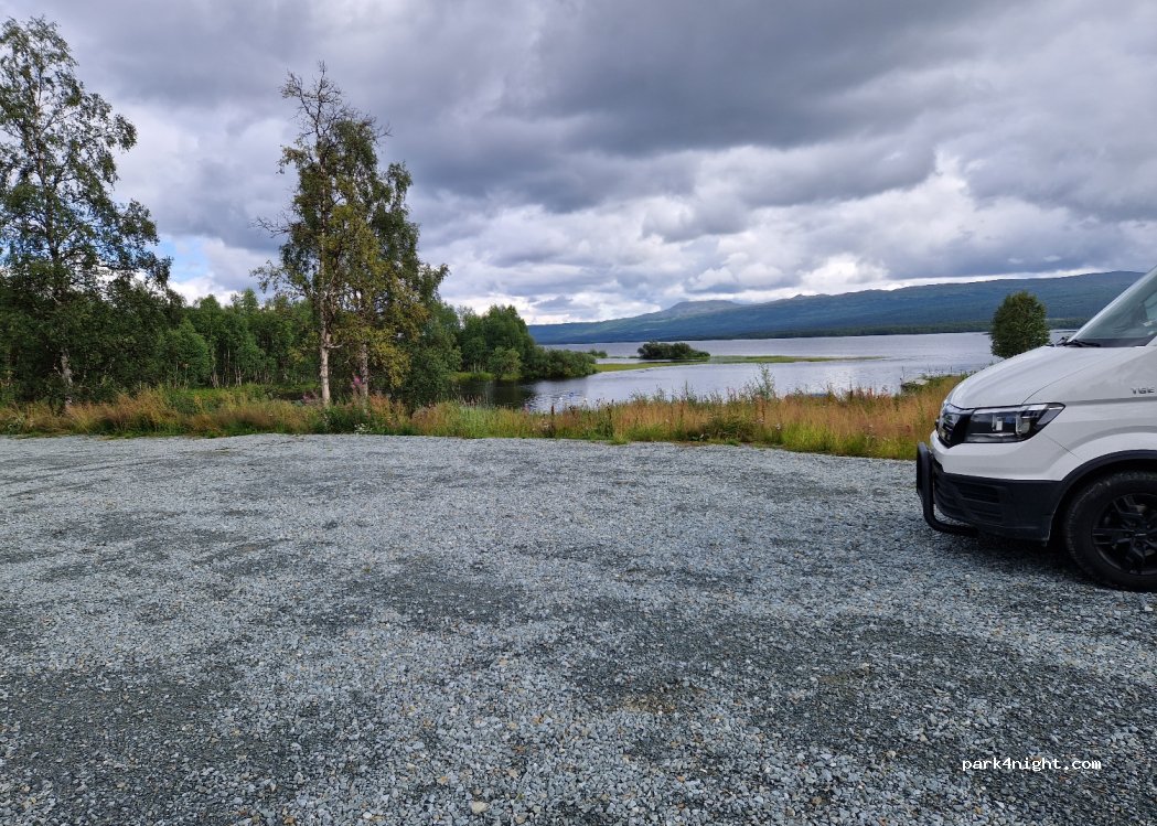 (912 98) Klimpfjäll - 1 Vildmarksvagen — foto