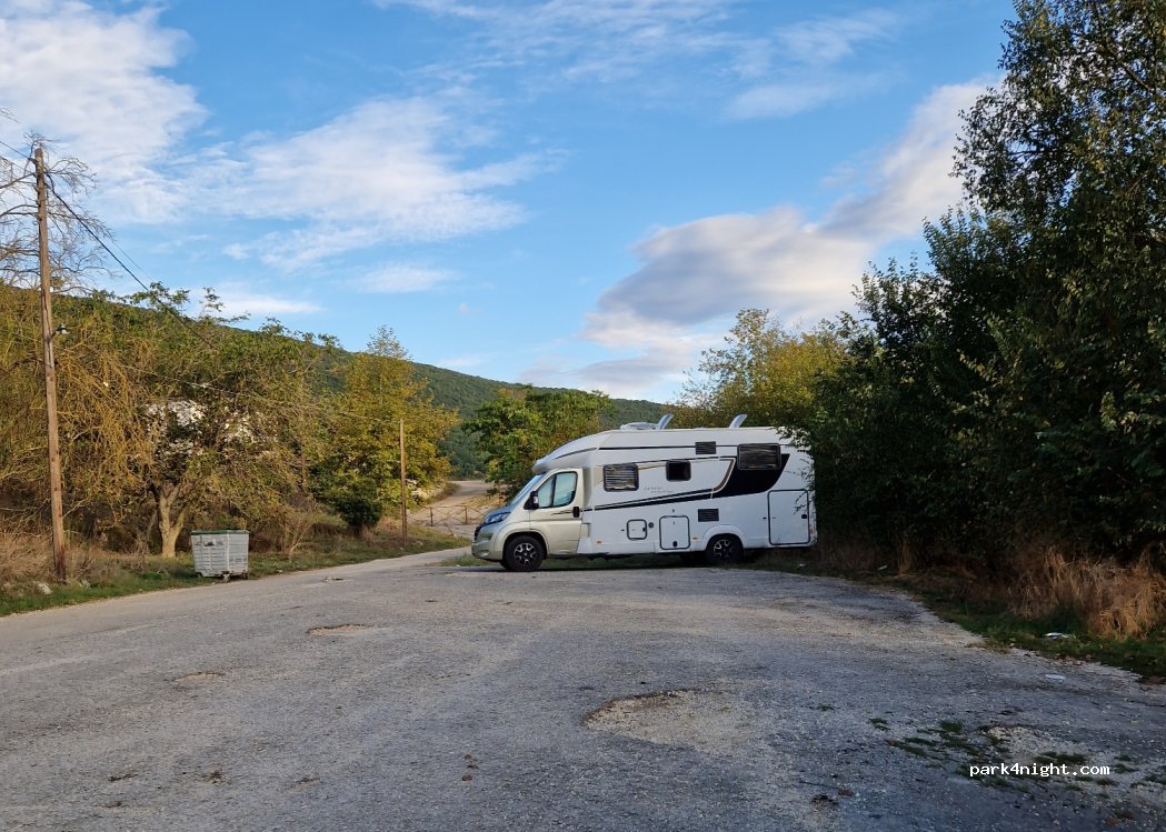 (455 00) Mpizani - Unnamed Road — foto