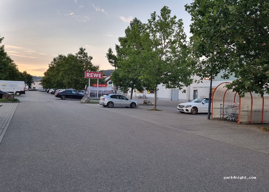 (89134) Blaustein - 7-11 Hummelstraße — foto