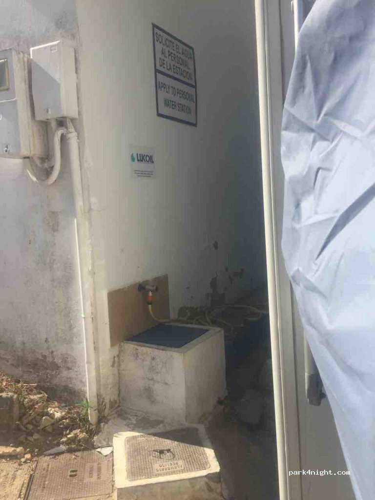 (21650) El Campillo - Calle Álvarez Quintero — foto
