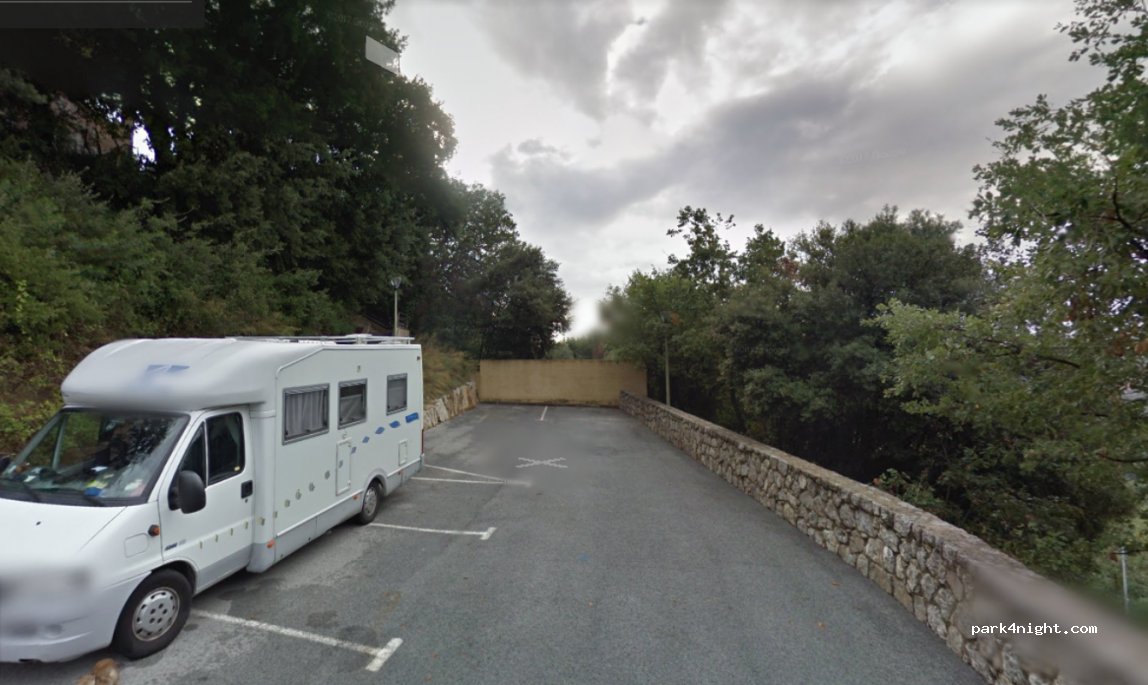 (83600) Bagnols-en-Forêt - 616-644 Route de Fréjus — foto