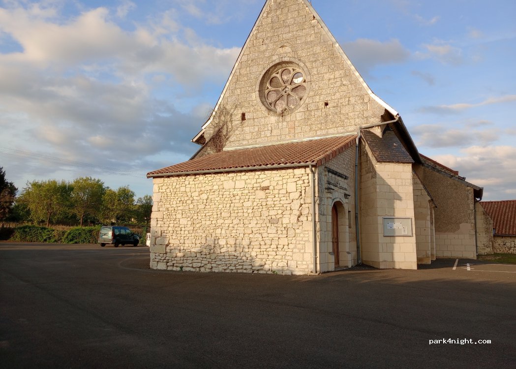 (86120) Ternay - 7 Rue de l'Église — foto 2