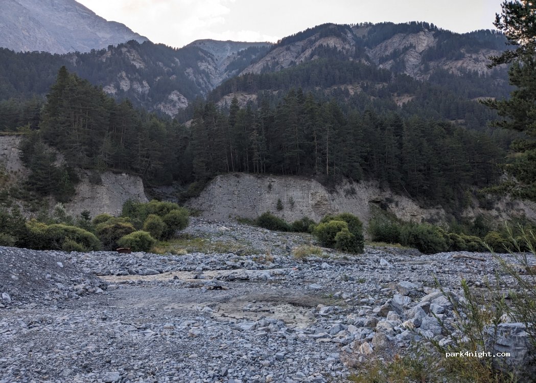 (10054) Cesana torinese - Frazione Mollieres — foto 4