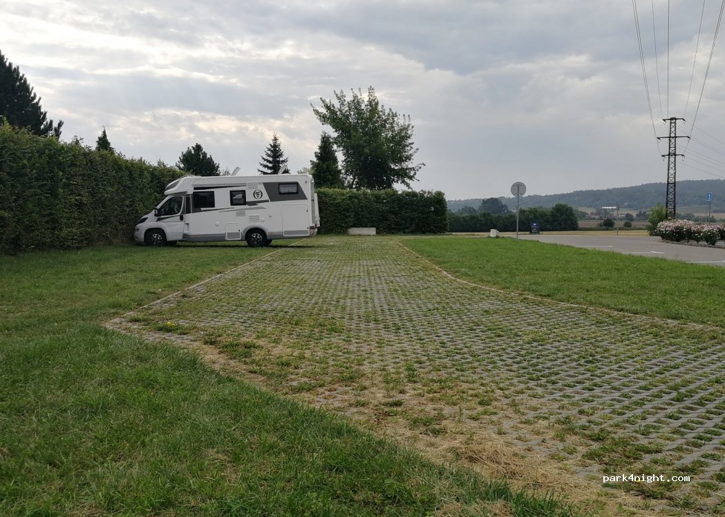 (767 01) Kroměříž - 12 Tomečkova — foto