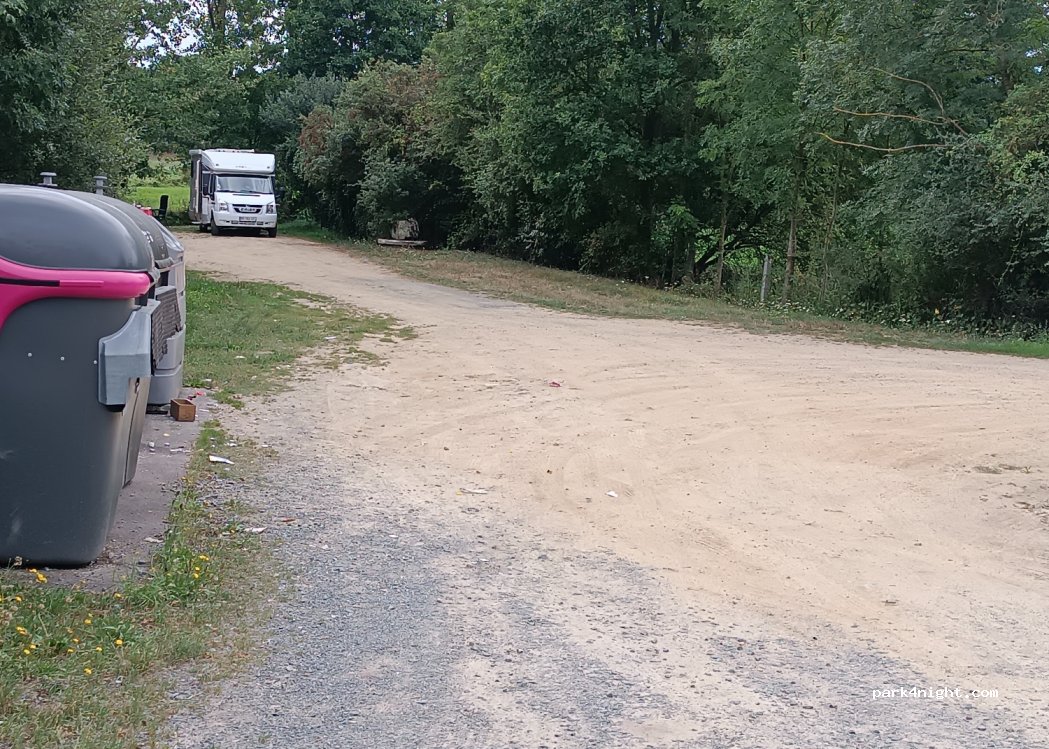 (79250) Nueil-les-Aubiers - 7 Route de Rorthais — foto