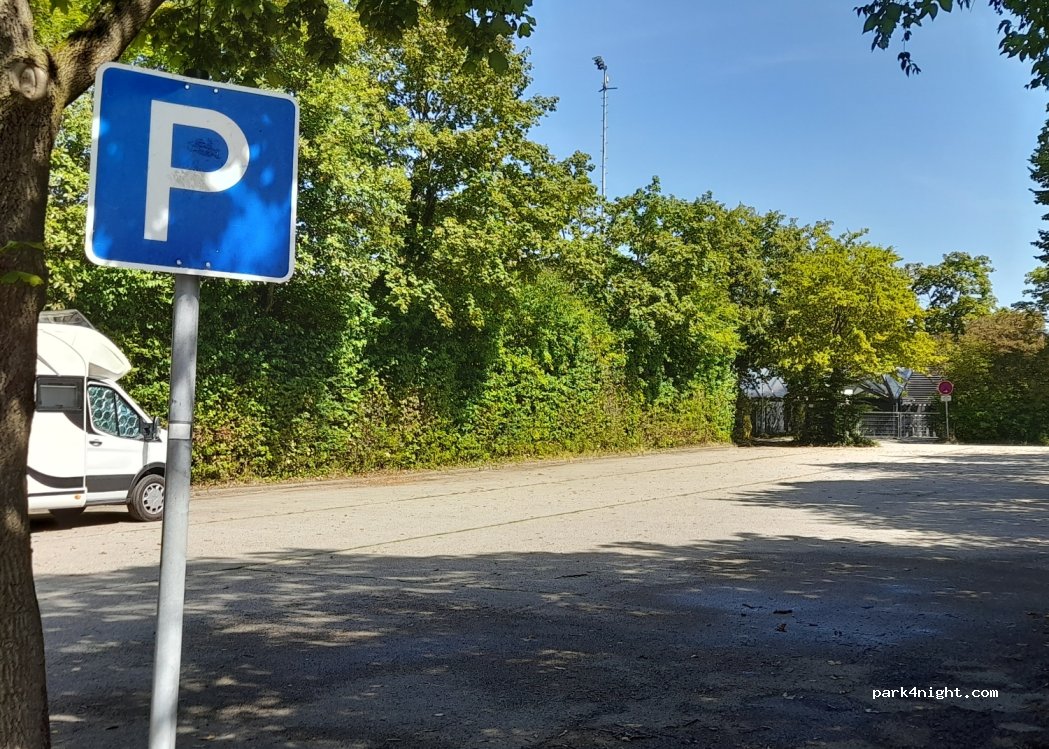 (82178) Puchheim - 11 Bürgermeister-Ertl-Straße — foto