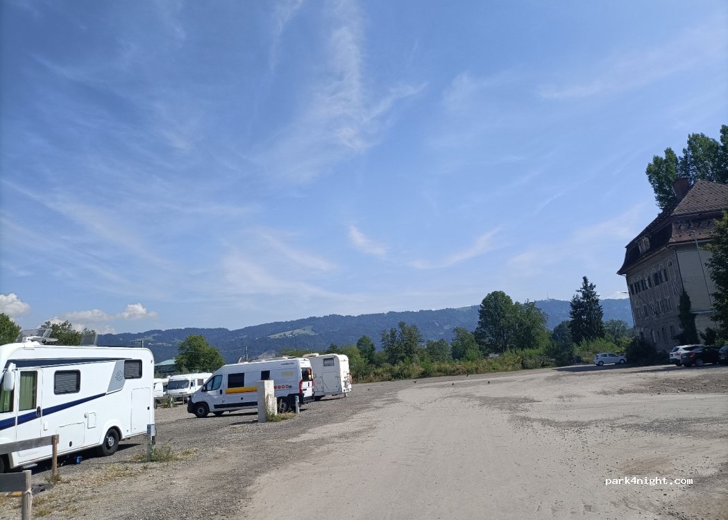 Wohnmobil-Stellplatz der Lindau-Therme — foto