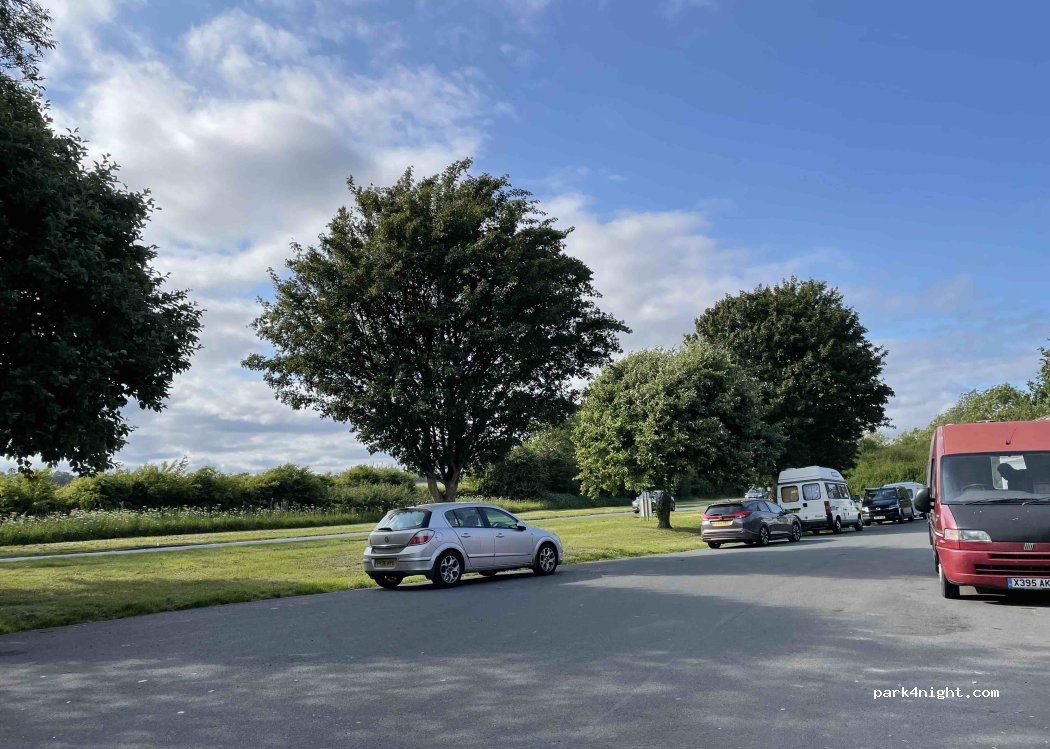 (YO25 9NR) Driffield - Church St — foto