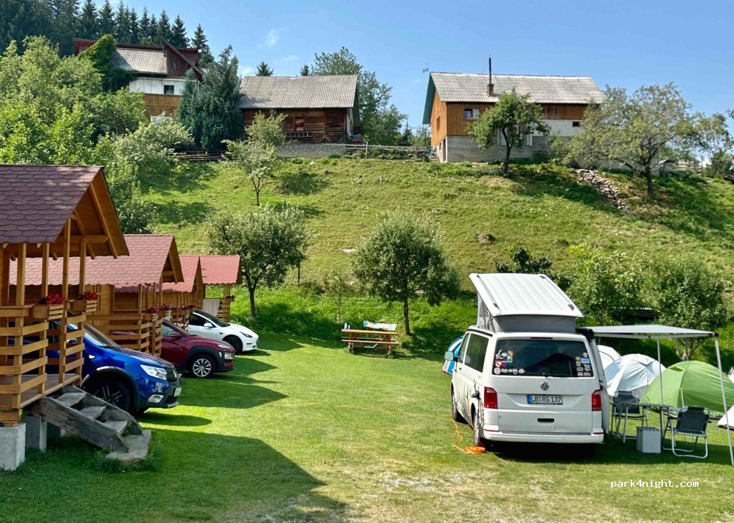 Camping Pietrosul-Rodnei — foto