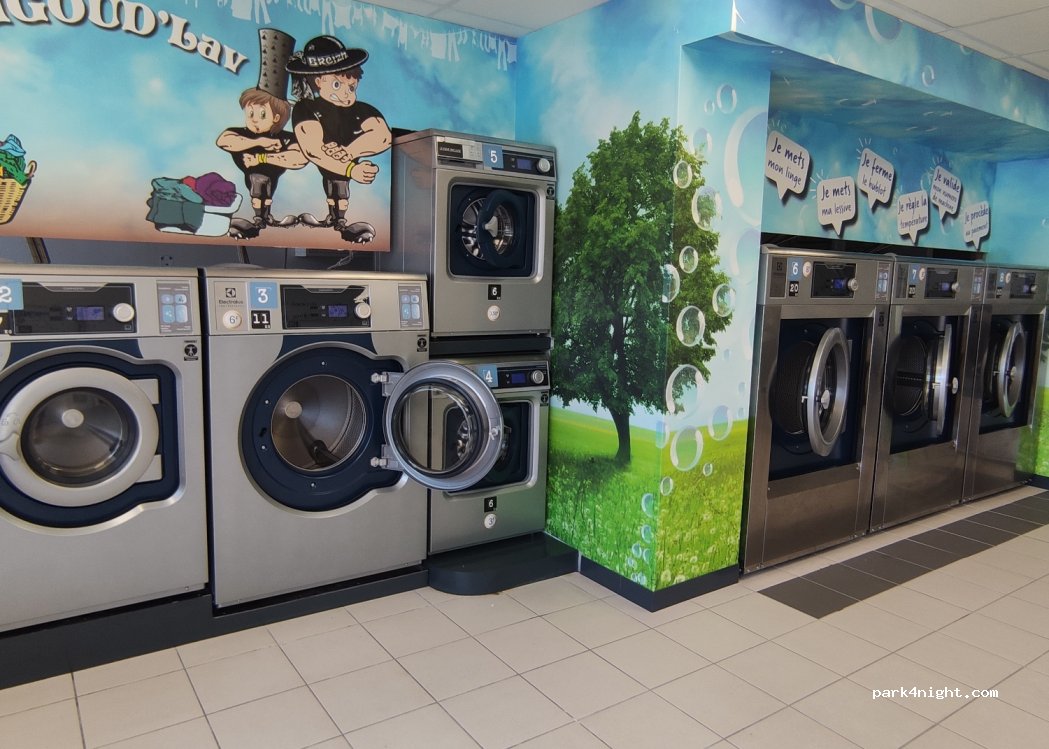 (56250) Elven - 2 Place le Franc — foto 3