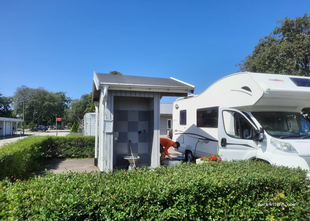 (216 11) Limhamn - 101 Strandgatan — foto 2