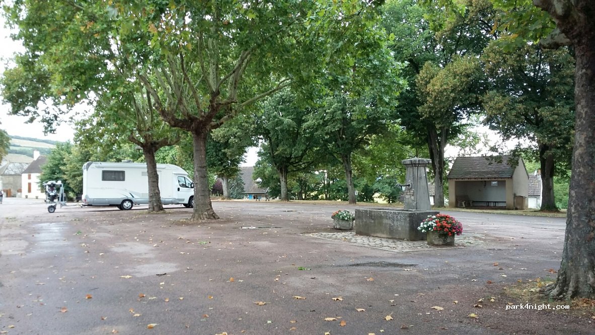 (71390) Moroges - 12a Fissey — foto