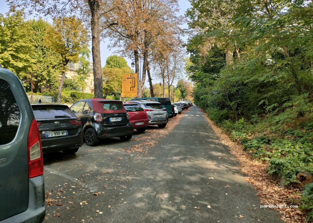 (75016) Neuilly-sur-Seine - 25 Boulevard Richard Wallace — foto