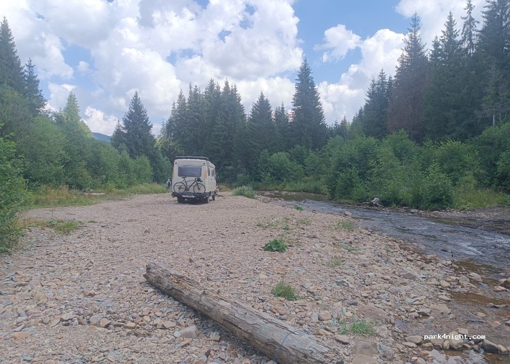 (400452) Padiş - Unnamed Road — foto 2