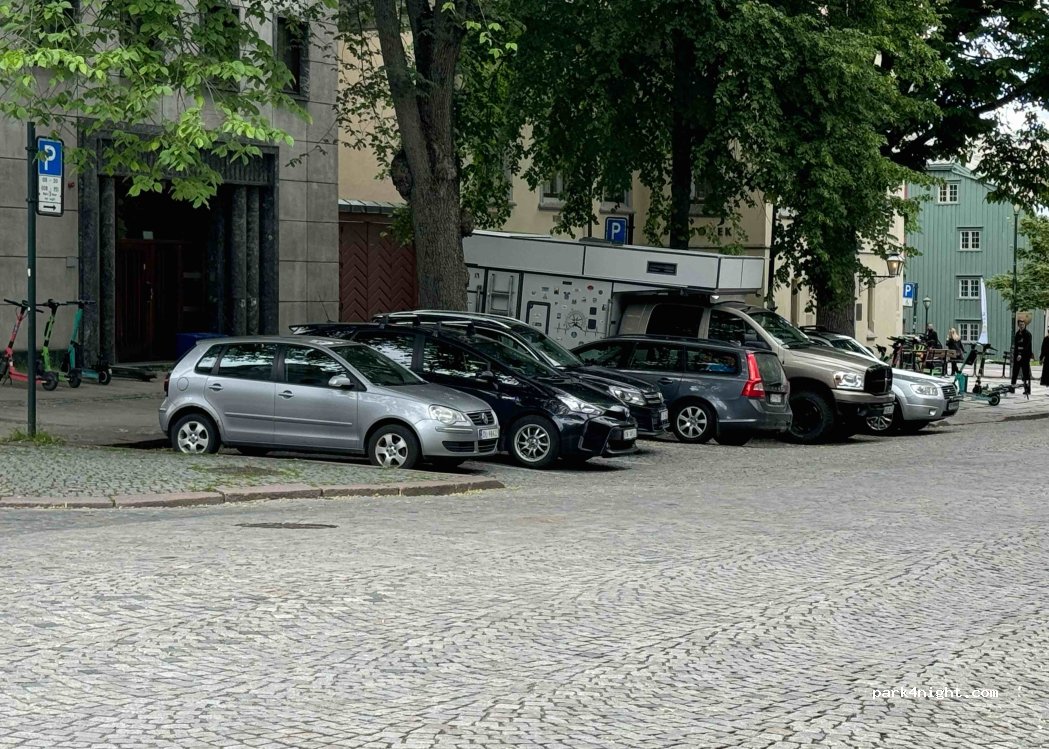 (7011) Trondheim - 8 Kongens gate — foto 2