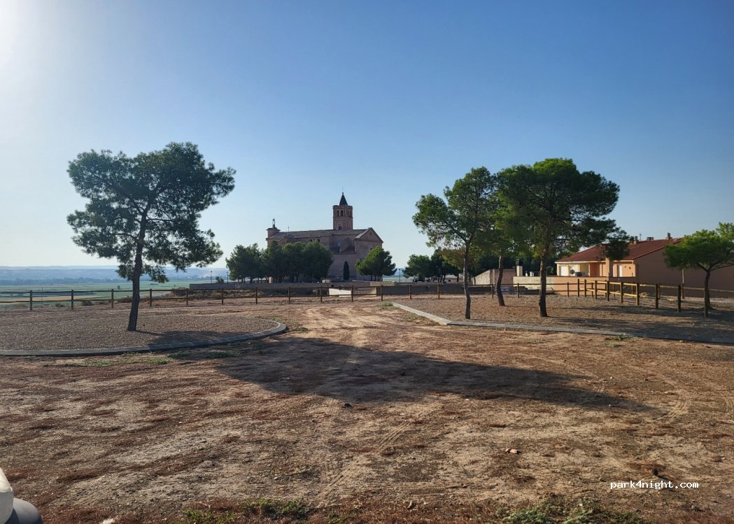 (50770) Quinto - Calle de Manuel Albar — foto 2