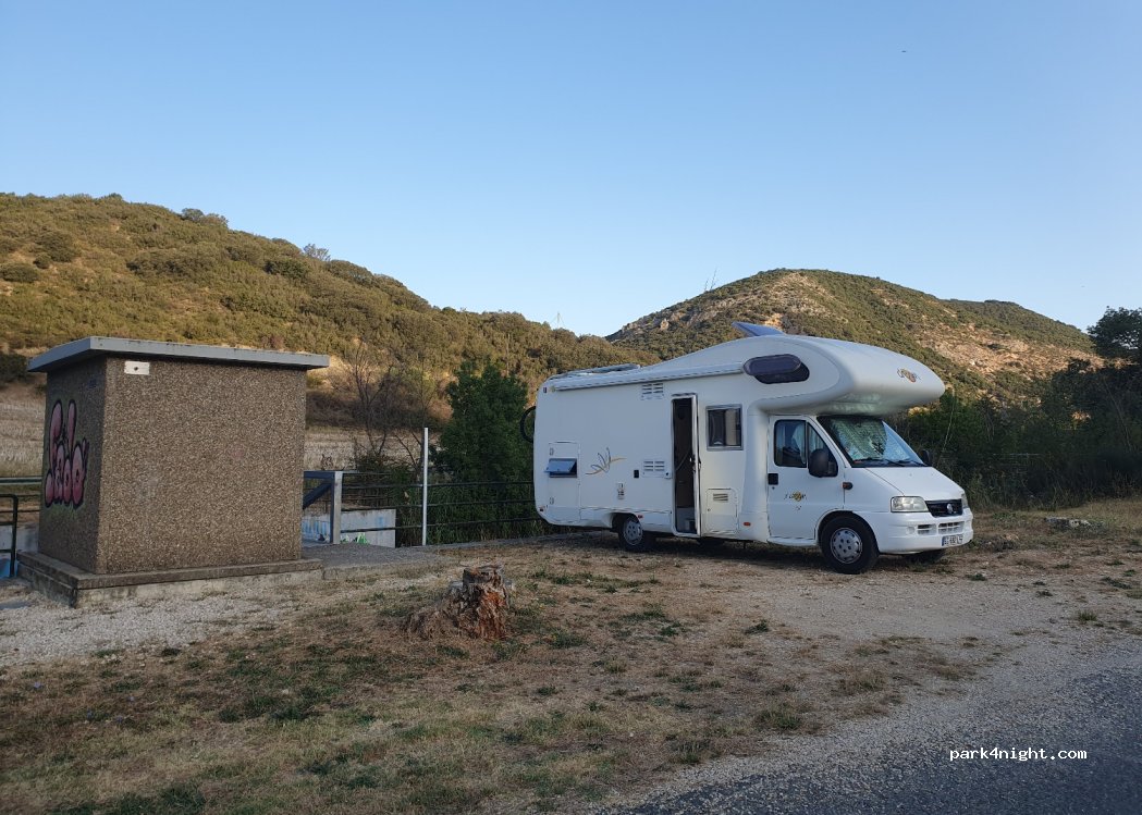 (31292) Alloz - Unnamed Road — foto