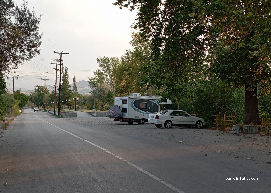 (625 00) Lefkonas - 44 Konstantinou Karamanli — foto