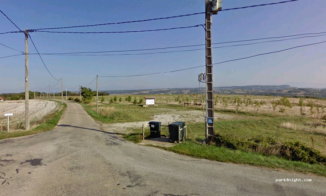(26330) Châteauneuf-de-Galaure - Chemin de Merlin — foto