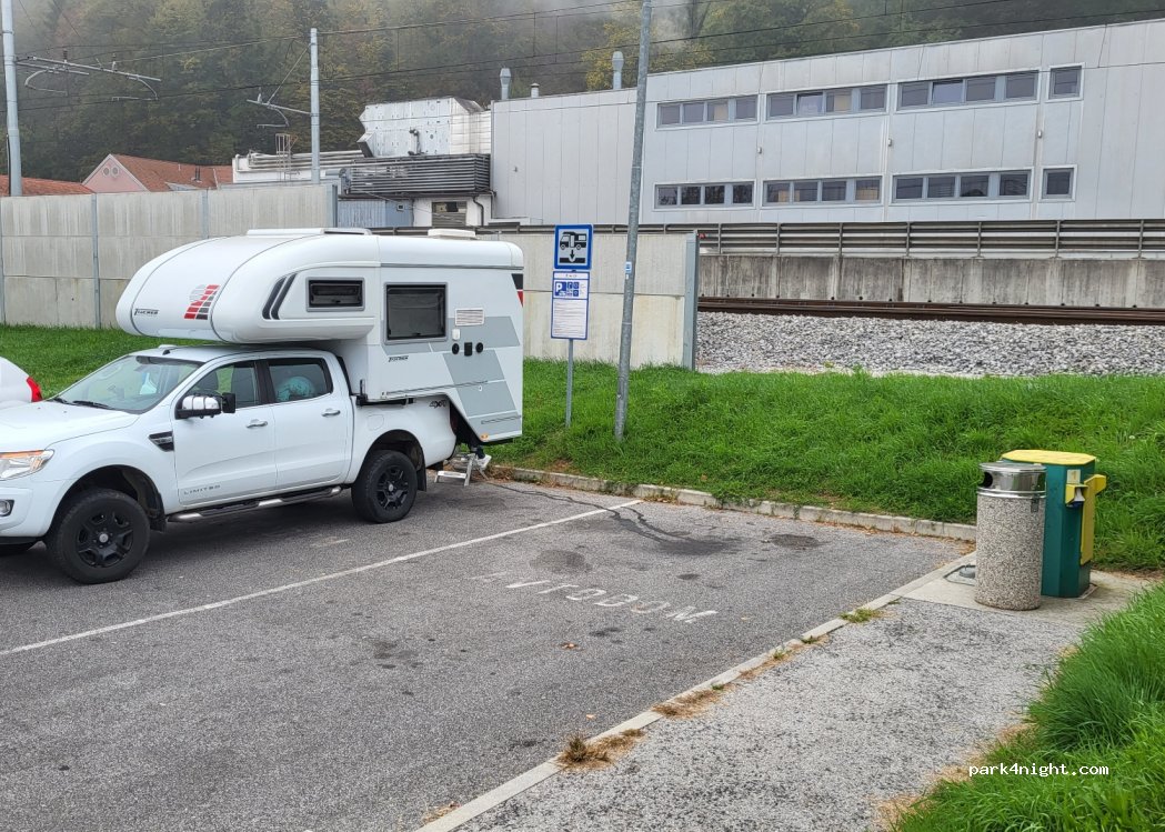 (3270) Laško - 8 Trg svobode — foto 2