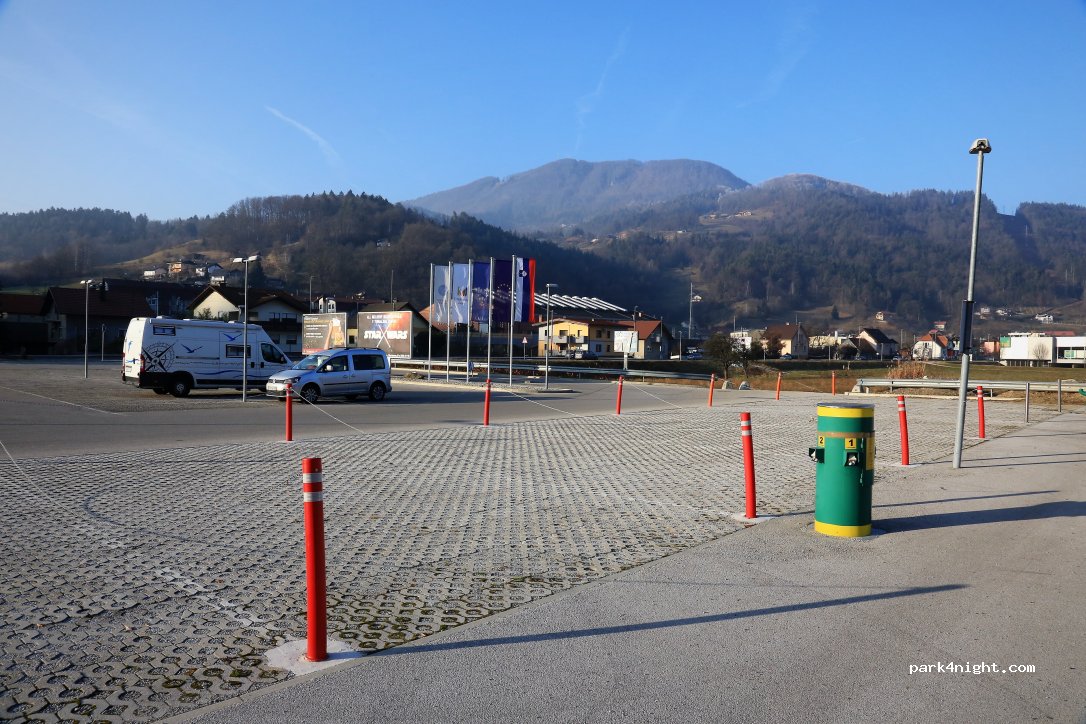 (3270) Laško - 4 Zdraviliška cesta — foto