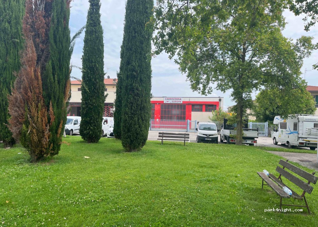 (37011) Bardolino - 8 Strada Campazzi di Mezzo — foto 2