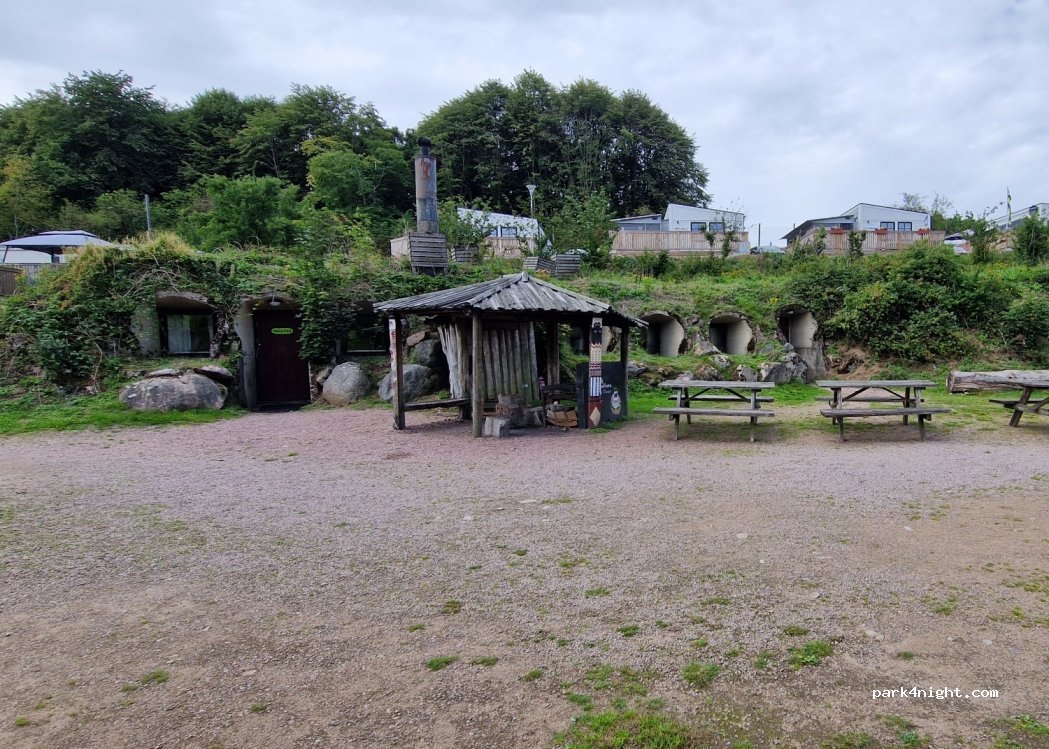 Grottbyn - Skånes Djurparks Camping — foto 3