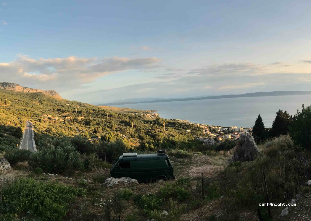 (21325) Tučepi - Unnamed road — foto 4