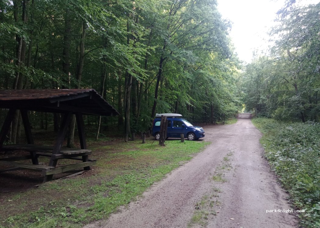 (84) Mechowo - Unnamed Road — foto