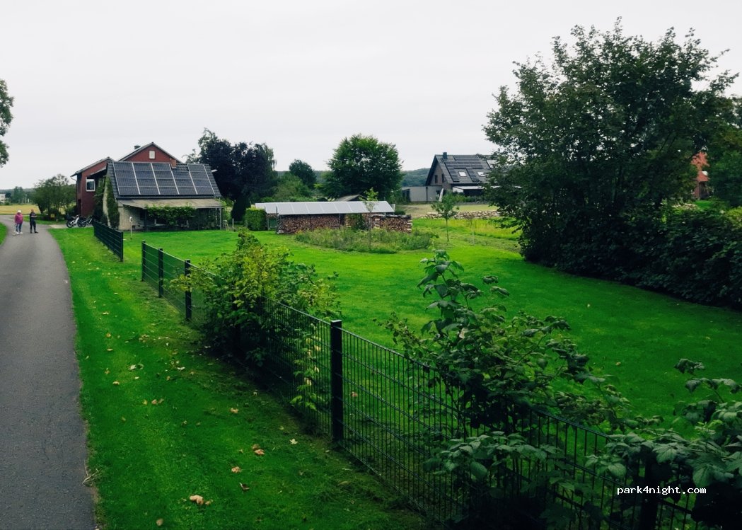 Stellplatz am Kanalbogen — foto