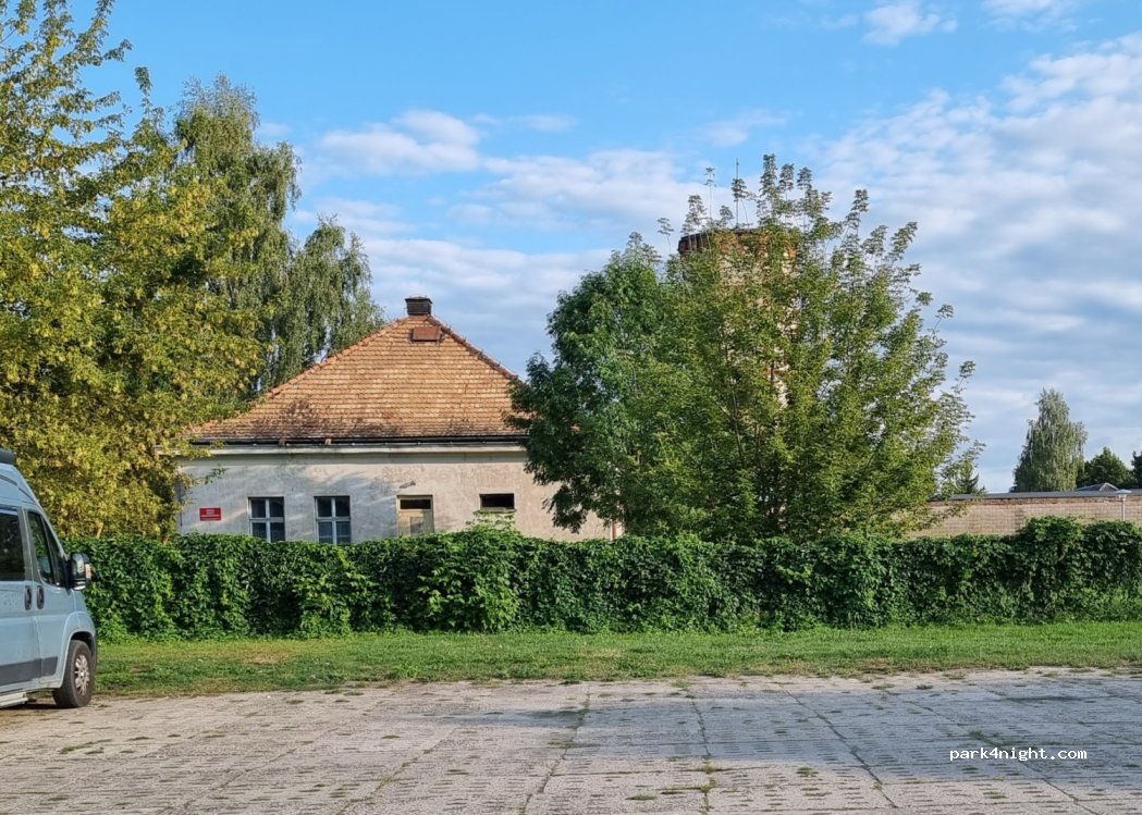 (16-070) Choroszcz - 2 Pałacowa — foto