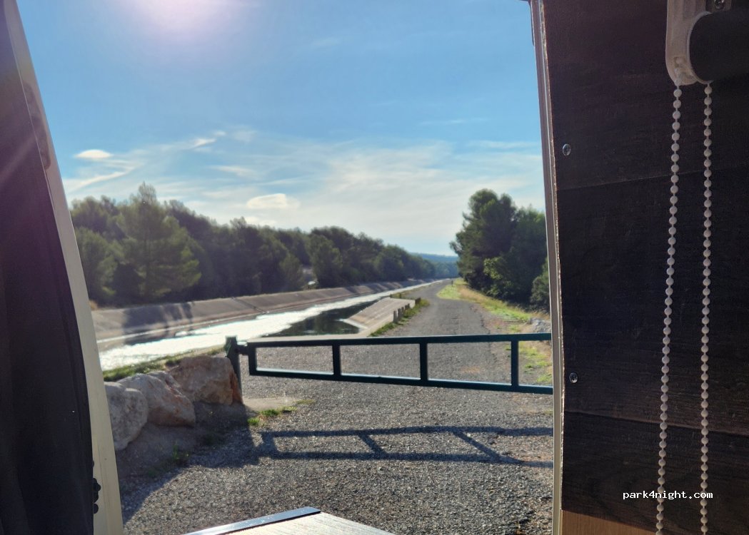 (83910) Pourrières - Chemin Cézanne — foto 5