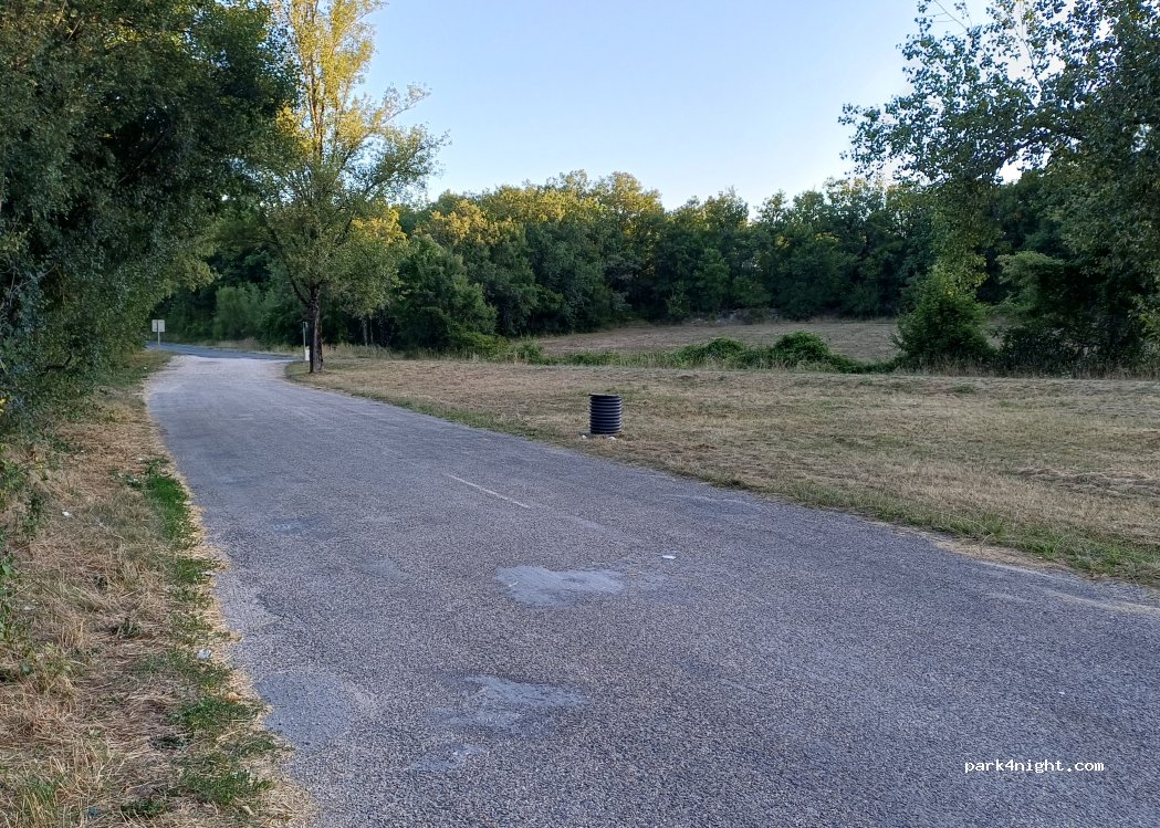 (46260) Limogne-en-Quercy - Mas de Ploumet — foto