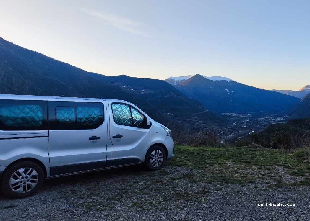 (22370) Broto - — foto