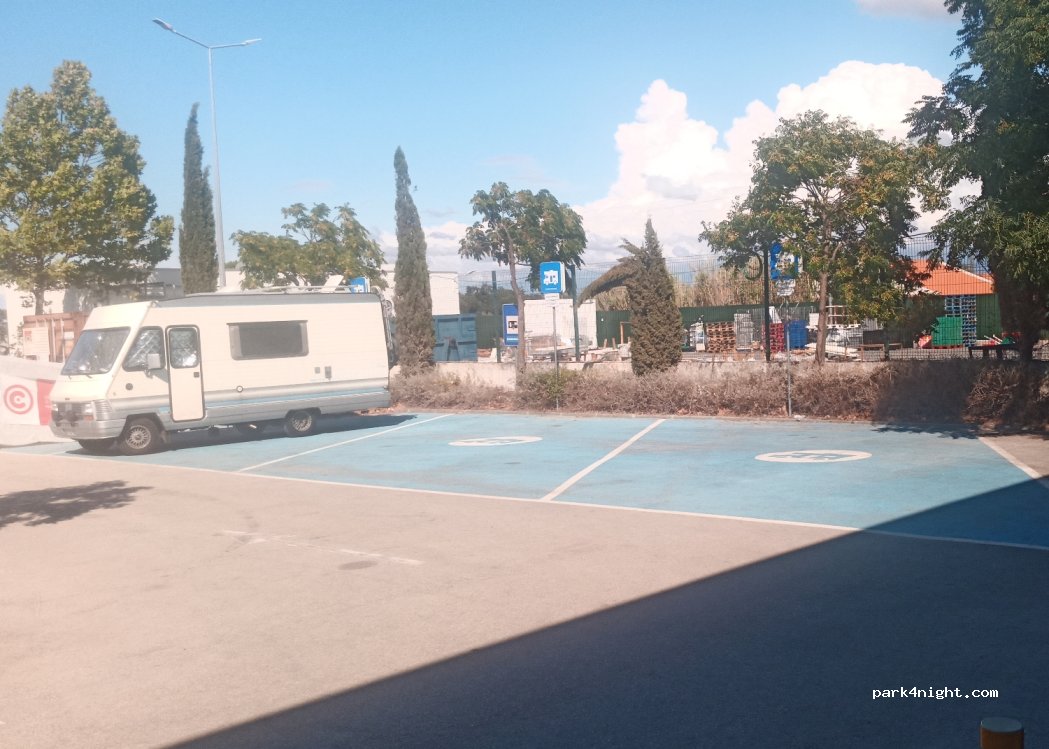 (7570-125) Grândola - R. Arlindo Vicente — foto
