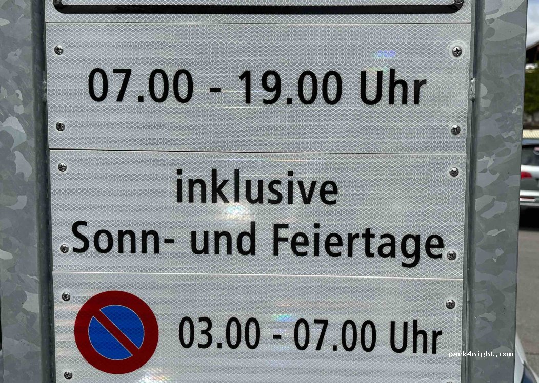 (3775) Lenk - 9 Gässli — foto