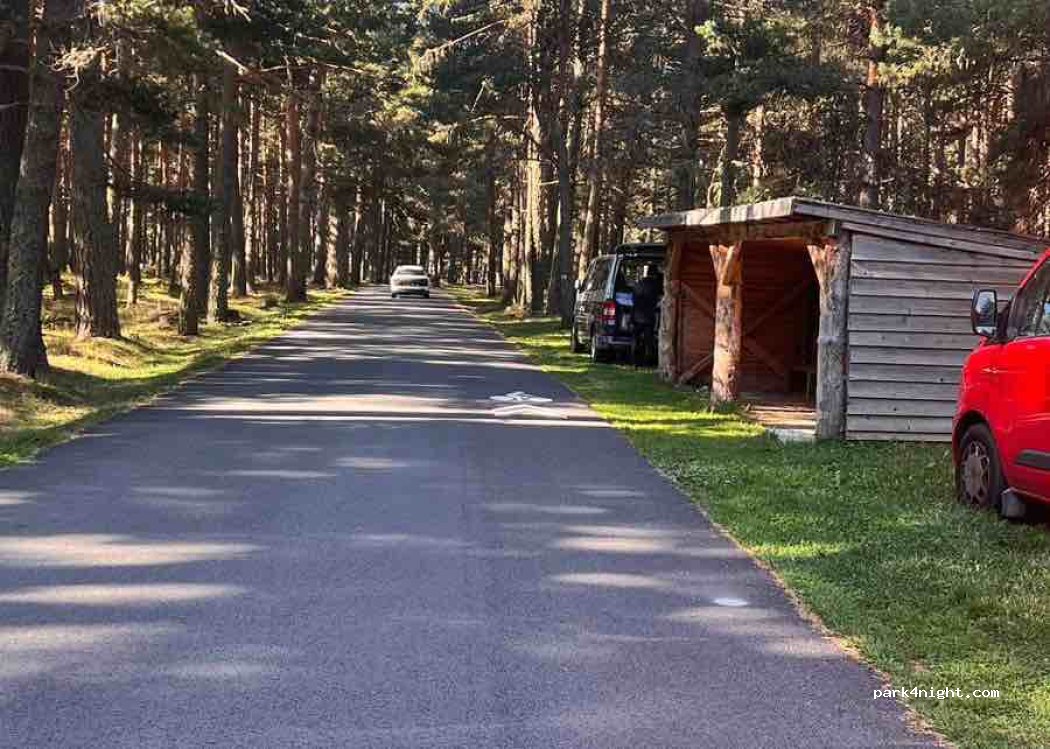 (66210) Les Angles - Unnamed road — foto 2