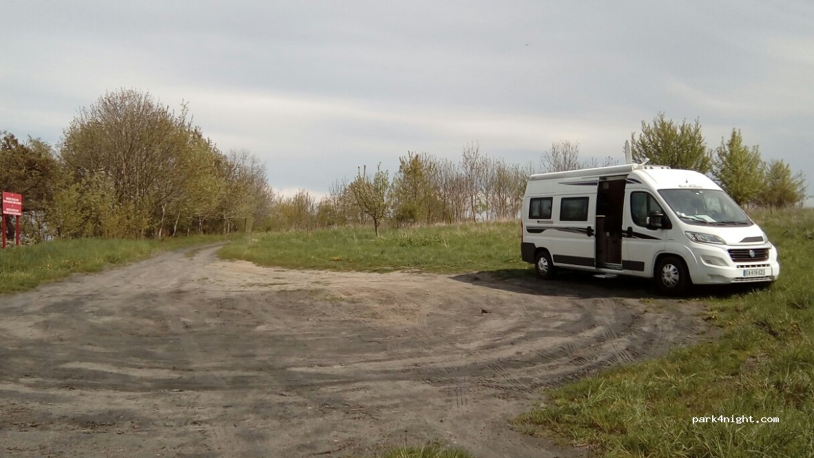 (72-400) Buniewice - Unnamed Road — foto 2