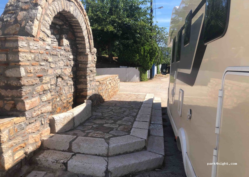 (212 00) Velanidia - Eparchiaki Odos Kato Dolianon — foto