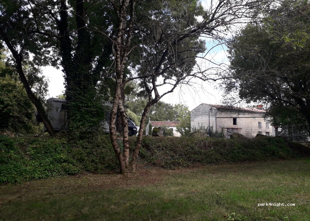 (17100) Courcoury - 1 Rue de la Seugne — foto
