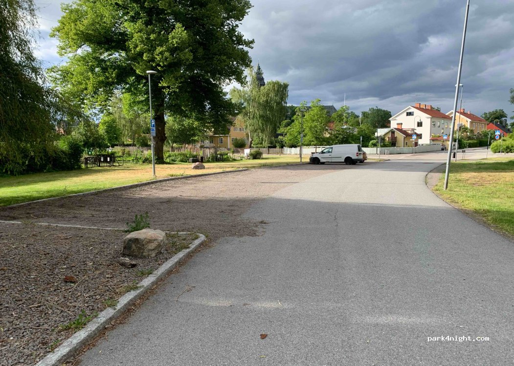 (645 30) Strängnäs - 9 Tullgatan — foto 3
