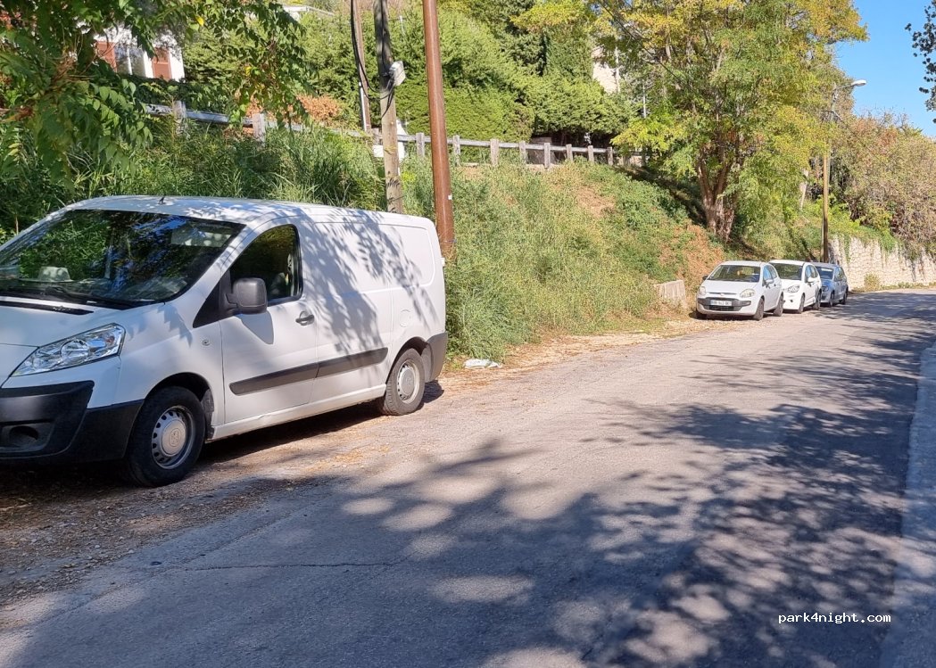 (06130) Grasse - 39 Avenue Antoine de Saint-Exupéry — foto