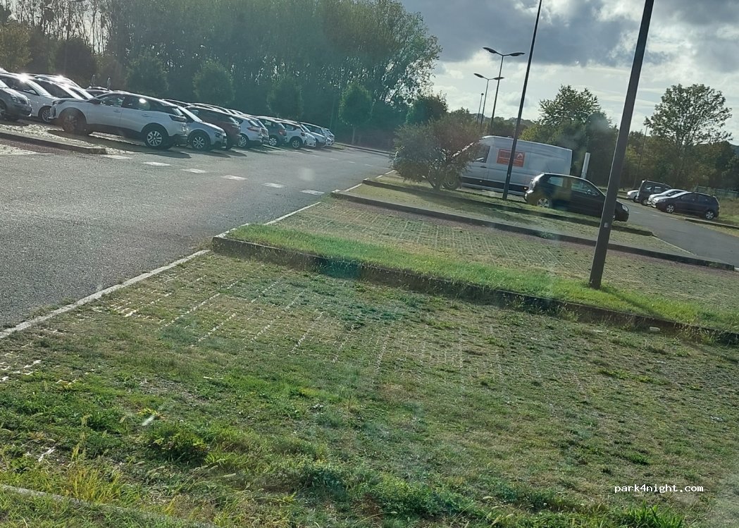(41000) Blois - 30 Avenue Pierre Brossolette — foto