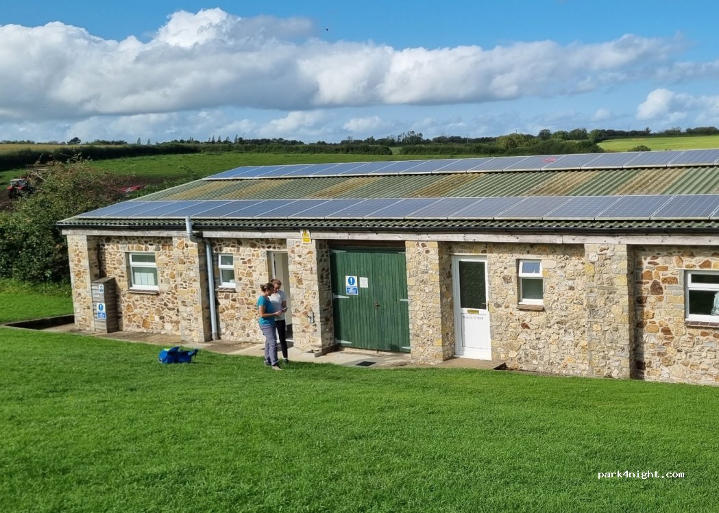Berry Barton Caravan Park — foto 2