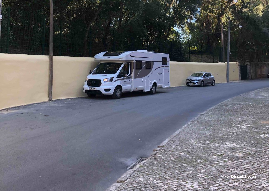 (1500) Lisboa - 30 Rua João de Freitas Branco — foto