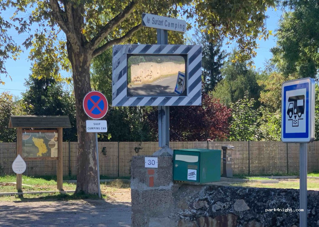 (42600) Montbrison - 30 Rue du Surizet — foto