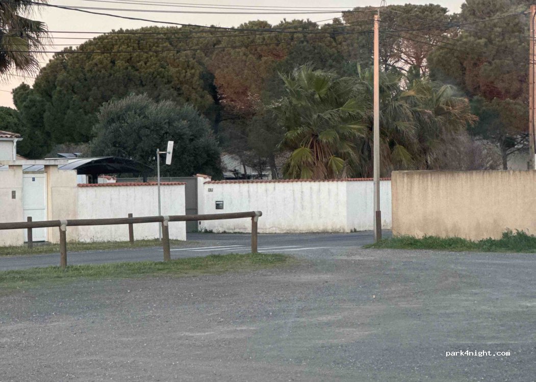 (34300) Agde - 6 Chemin de Baluffe — foto 4