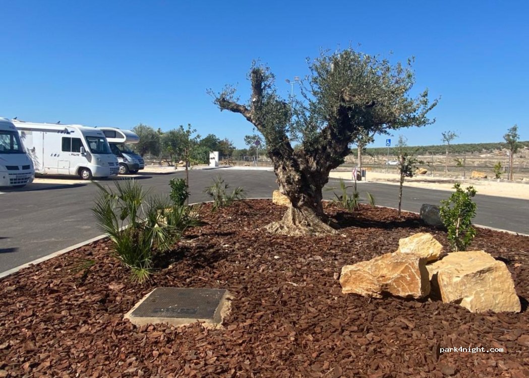 (41600) Arahal - 15 Jardín de la Quincana — foto